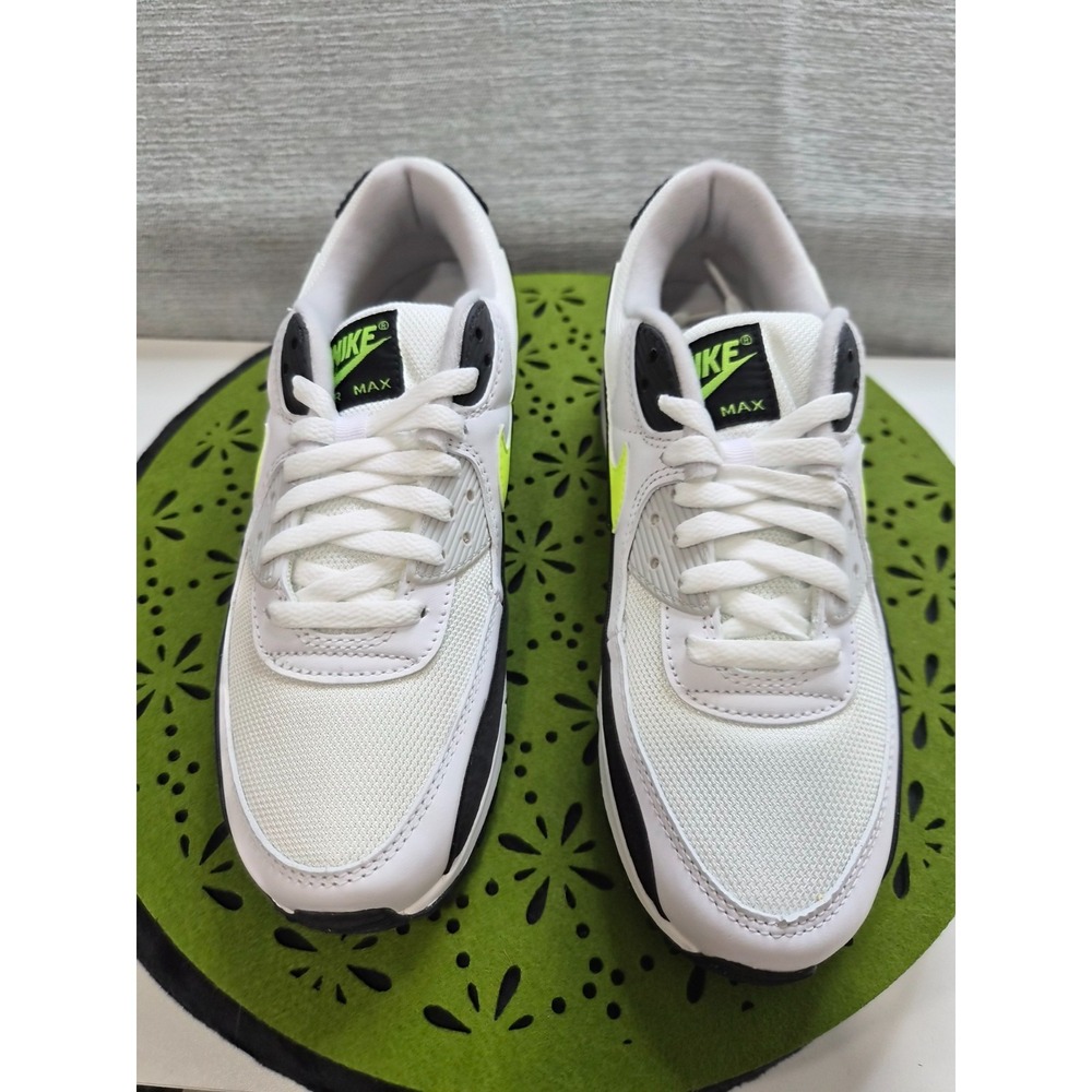 Nike Air Max 90 CZ1846-100 Mens 8.5 Running Shoes White Black Athletic Sneakers - Picture 3 of 14